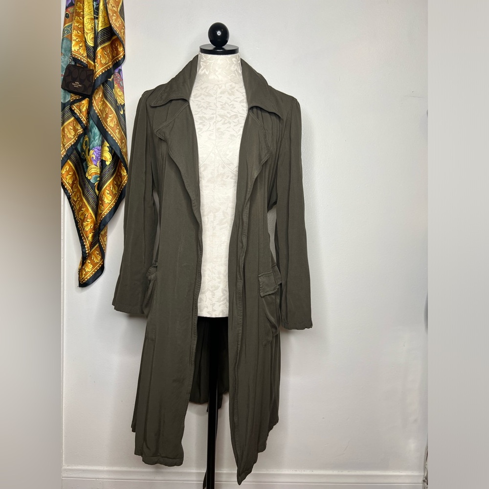 Lightweight Trenchcoat